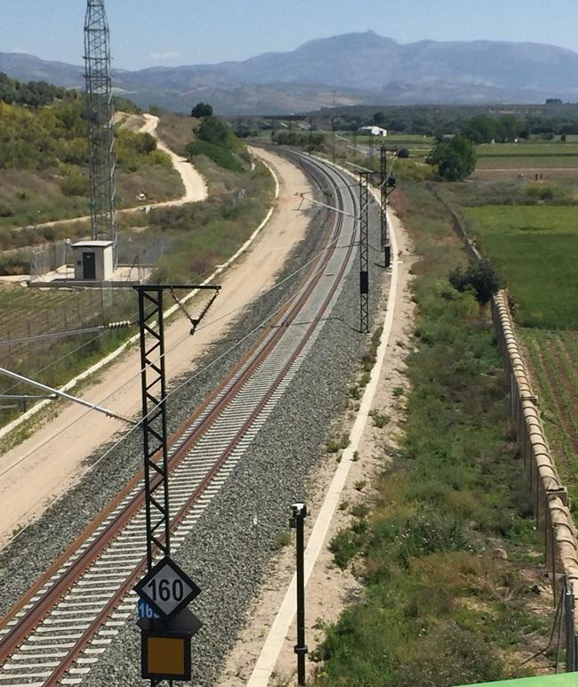 Imagen del tramo en el que se están cambiando raíles.