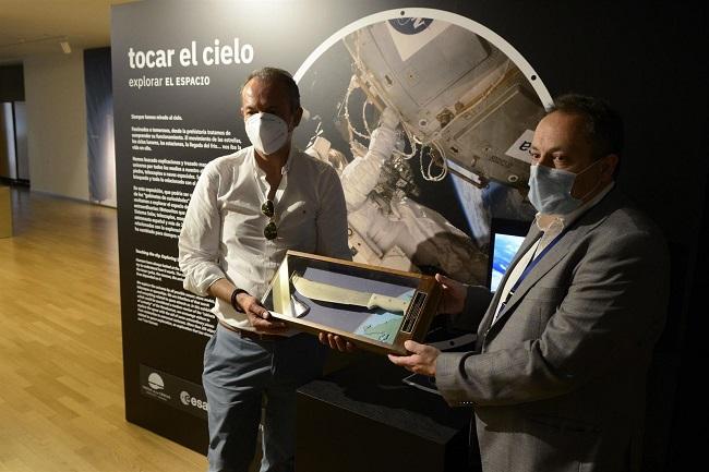 Presentación de la exposición 'Tocar El Cielo: Explorar El Espacio'.