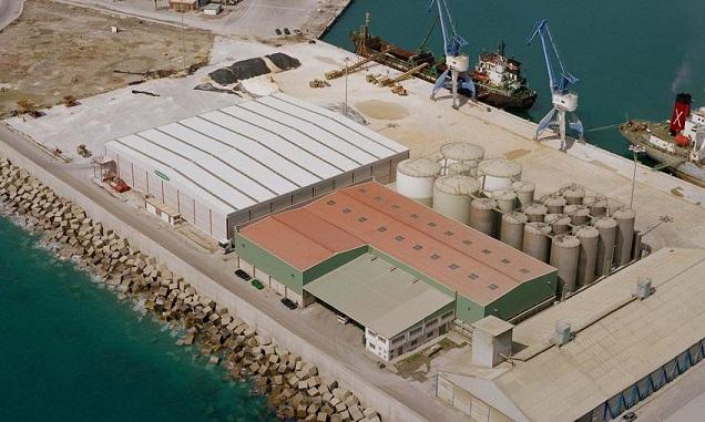 Instalaciones de Transgranada en el muelle de las Azucenas, que serán ampliadas Instalaciones de Transgranada en el muelle de las Azucenas, que serán ampliadas.