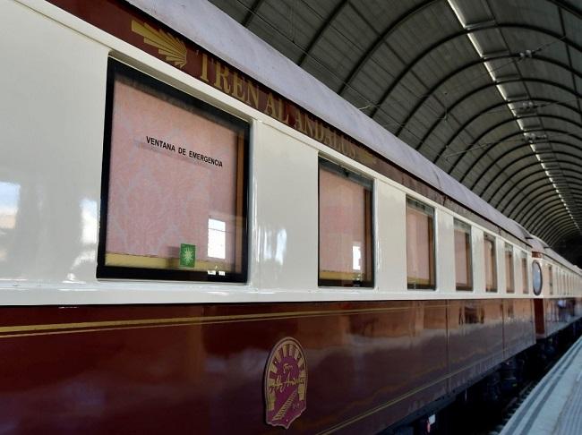 Detalle del tren Al-Ándalus.