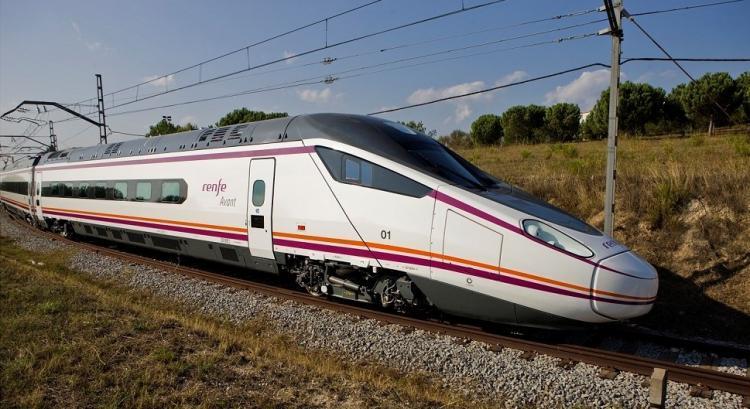 Tren Avant, que cubre la línea Granada-Sevilla.