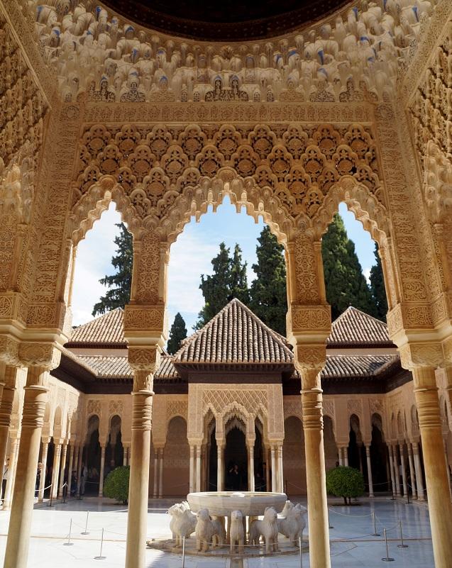 Templete del Patio de los Leones. 