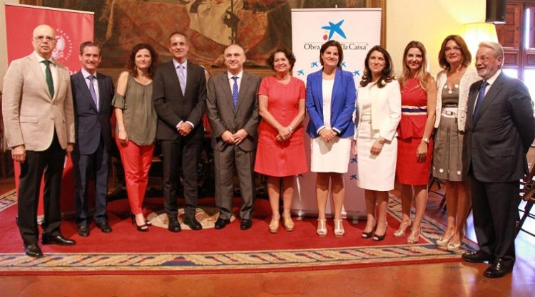 Presentación del convenio entre UGR y 'la Caixa'.