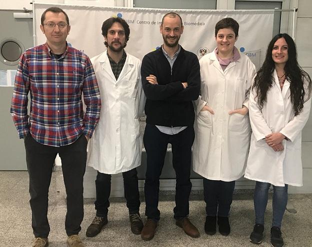 Parte del equipo que ha realizado el trabajo Parte del equipo que ha realizado el trabajo.