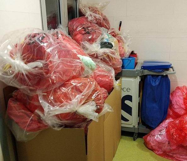 Bolsas de residuos sanitarios considerados peligrosos Bolsas de residuos sanitarios considerados peligrosos.