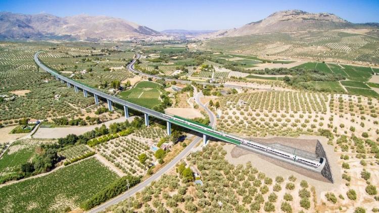 Viaducto de Salar (Tramo Variante de Loja-Valle del Genil).