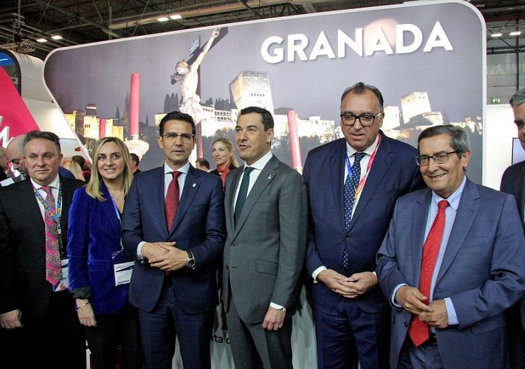 Visita del presidente de la Junta al expositor de Granada. 