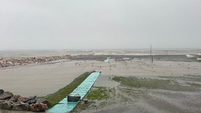 Foto: Ayuntamiento de Almuñécar Efectos del temporal en las playas.