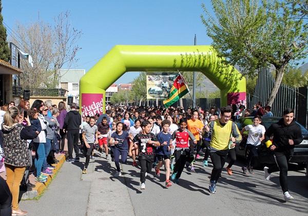 Imagen de la carrera solidaria. Imagen de la carrera solidaria.