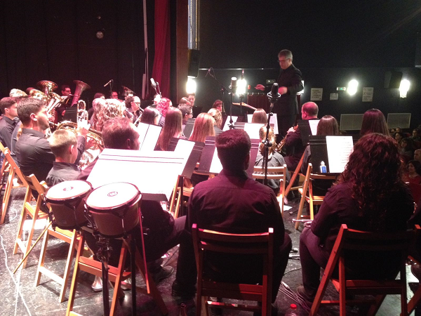 Momento del concierto solidario de la Banda de Música.