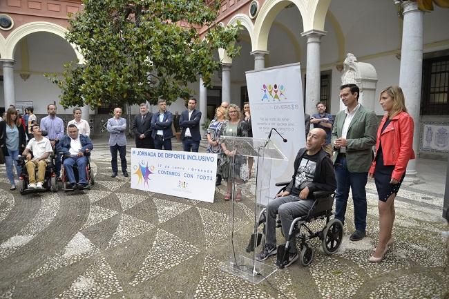 Jorge Abarca ha participado en la presentación de la jornada. Jorge Abarca ha participado en la presentación de la jornada.