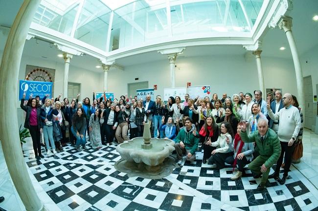 Foto de familia tras las jornadas. 
