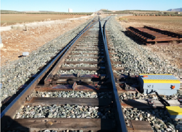 Bifurcación de las vías de tren en Morelábor.