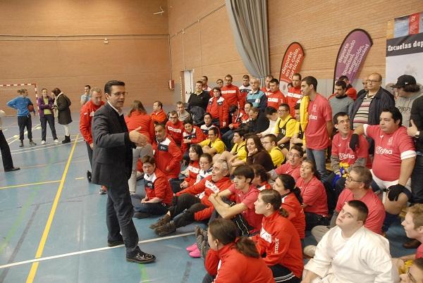 Cuenca, en un acto de este martes con deportistas.