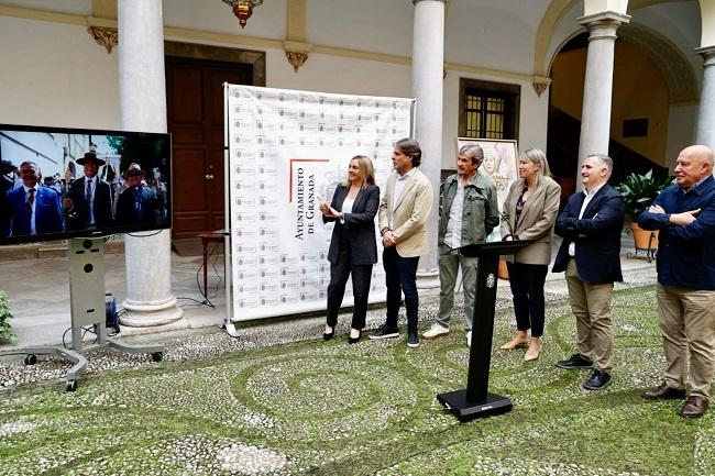 La alcaldesa, este lunes, en la presentación de la salida de la Hermandad del Rocío.