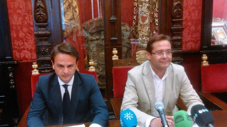 Juan Antonio Fuentes y Antonio Granados. Juan Antonio Fuentes y Antonio Granados.