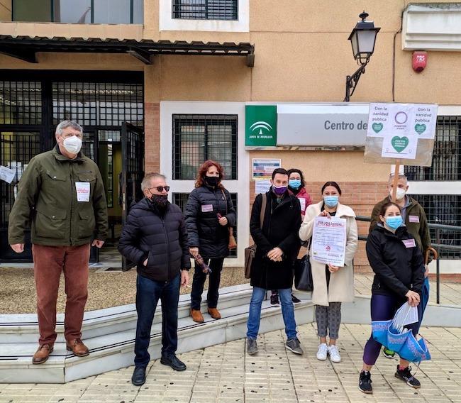 Concentración de Podemos en Atarfe.