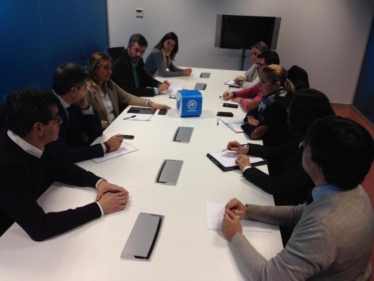 Reunión con el responsable de autónomos del PP. Reunión con el responsable de autónomos del PP.