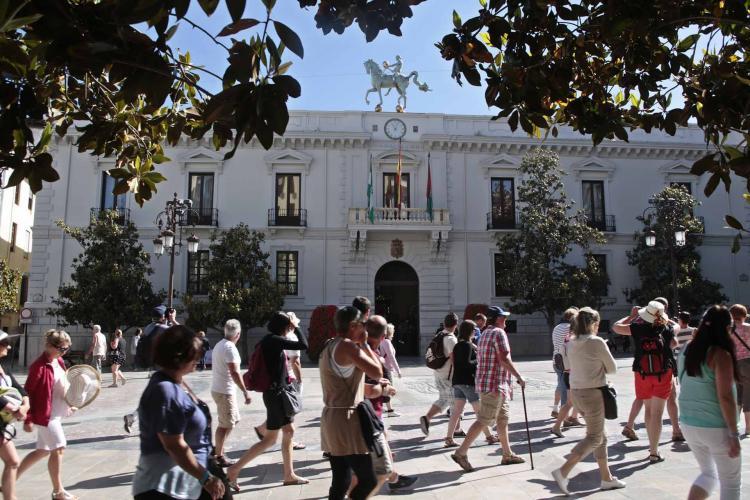 Ayuntamiento de Granada. Ayuntamiento de Granada.