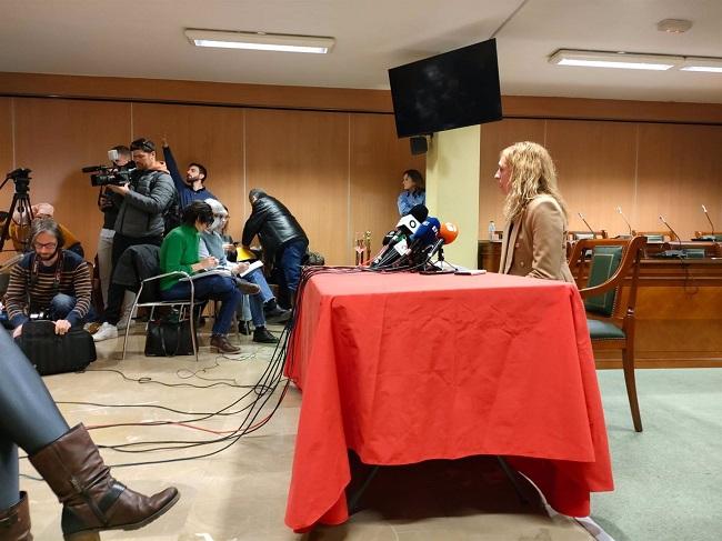 Berta Linares, alcaldesa de Maracena, en la rueda de prensa del pasado miércoles.
