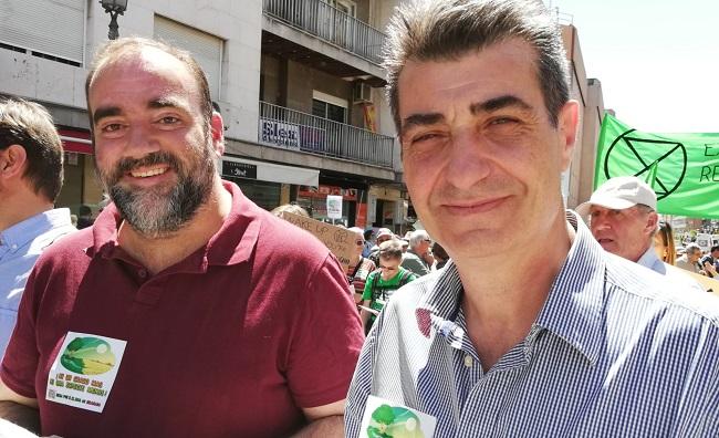 Antonio Cambril y Francisco Puentedura, este sábado en la Marcha por el Clima.