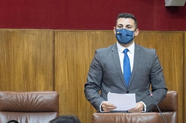 El parlamentario Rafael Caracuel.