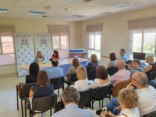 Marifrán Carazo en la reunión con Fegradi.