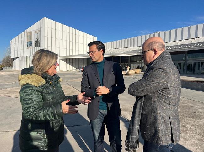 Francisco Cuenca con Ana Muñoz y Francisco Herrera. 