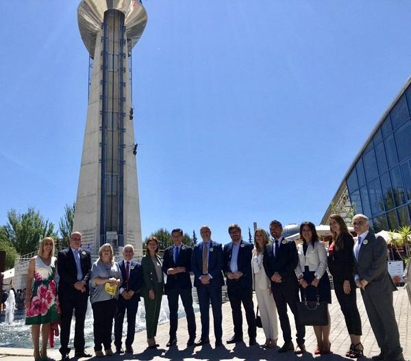 Los candidatos de Cs, con el consejero de Educación, en el Parque de las Ciencias.