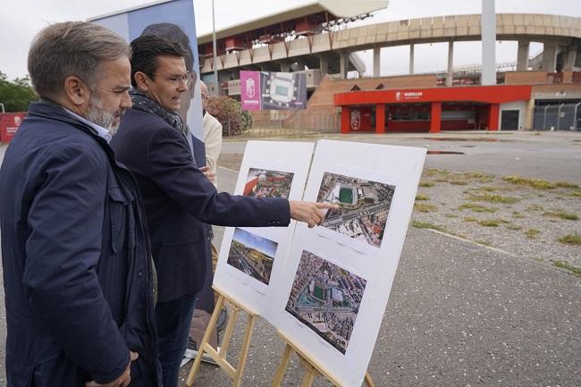 Francisco Cuencca, en la presentacción del proyecto para Los Cármenes.