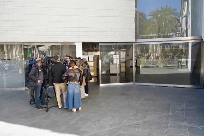 Francisco Cuenca, este martes atendiendo a los periodistas. 