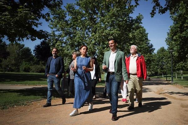 Francisco Cuenca y Raquel Ruz con otros candidatos.