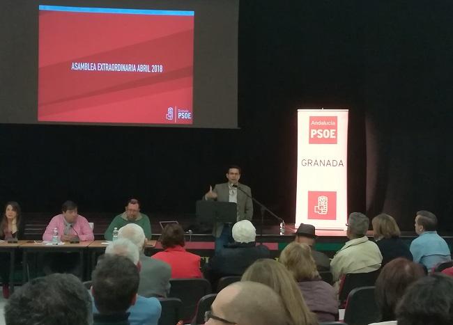 Cuenca, durante su intervención en la Asamblea. Cuenca, durante su intervención en la Asamblea.