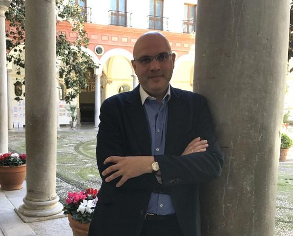 Raúl Fernández. Raúl Fernández.