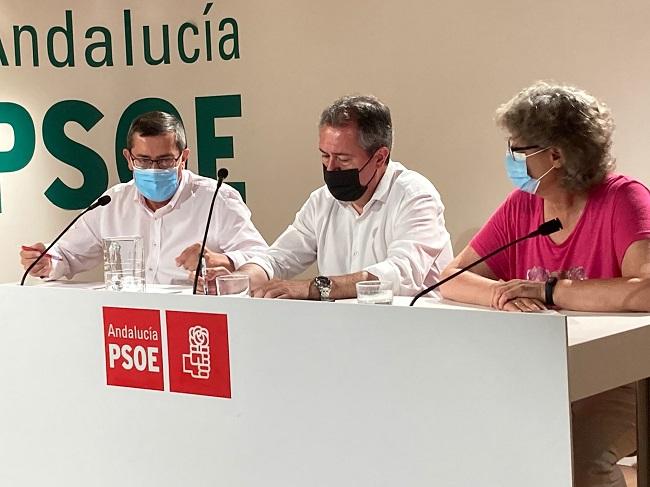 José Entrena, durante su intervención en un reciente acto de Juan Espadas en Granada.