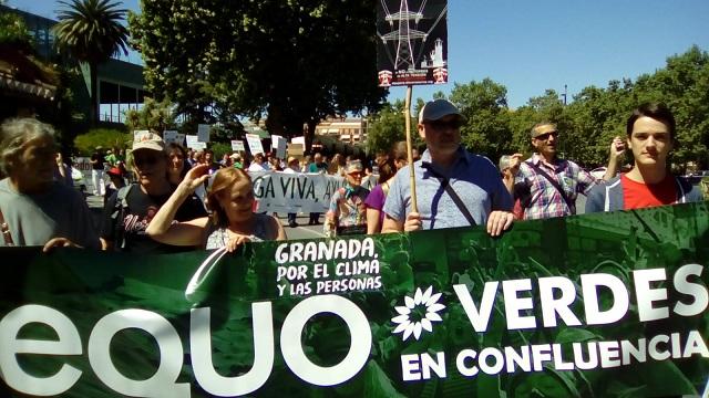 Miembros de Equo en la Marcha por el Clima del sábado. 