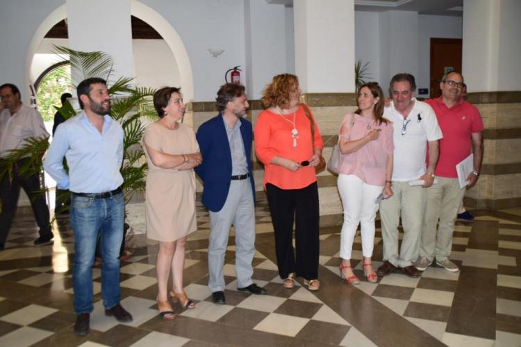 El consejero, en su visita a Motril.