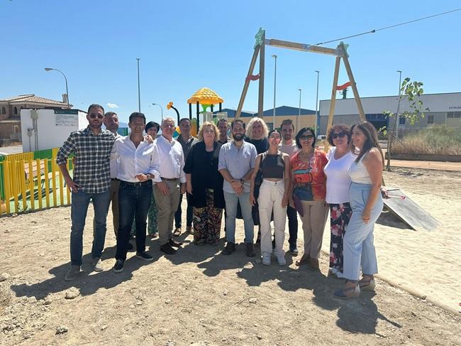 Grupo socialista de la Diputación junto al alcalde de Láchar Pedro Sánchez.