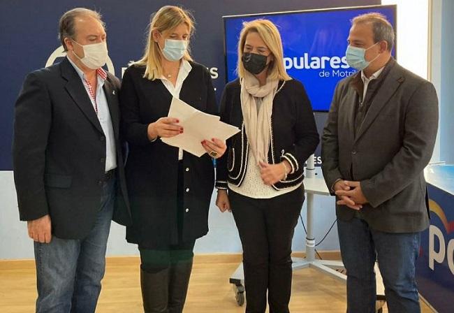 Rueda de prensa del PP en Motril. 