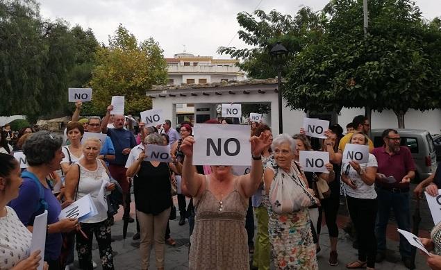 Protesta de miembros de la plataforma. 