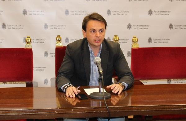 Juan Antonio Fuentes. Juan Antonio Fuentes.