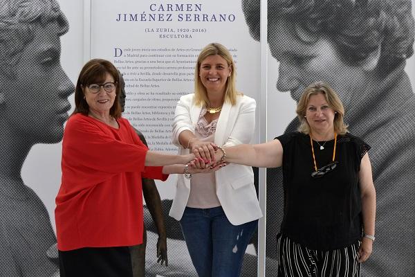 Inmaculada Hernández junto a Rosa Gamero y Gema González. Inmaculada Hernández junto a Rosa Gamero y Gema González.