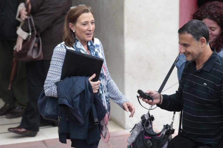Isabel Nieto, tras una de sus comparecencias en el Juzgado. Isabel Nieto, tras una de sus comparecencias en el Juzgado.