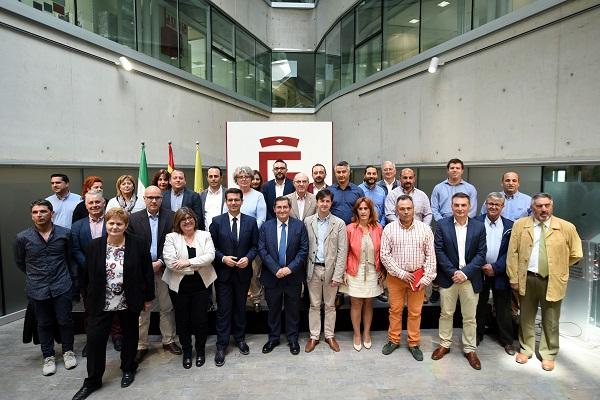 Entrena ha reunido a los representantes de los municipios metropolitanos.