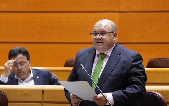 José Antonio Robles, en el Senado.