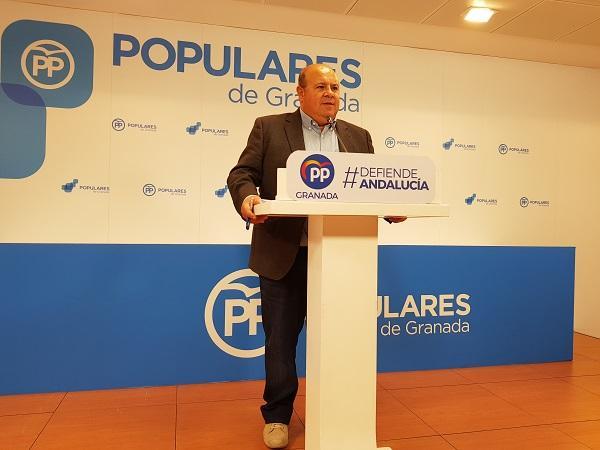 José Robles. José Robles.