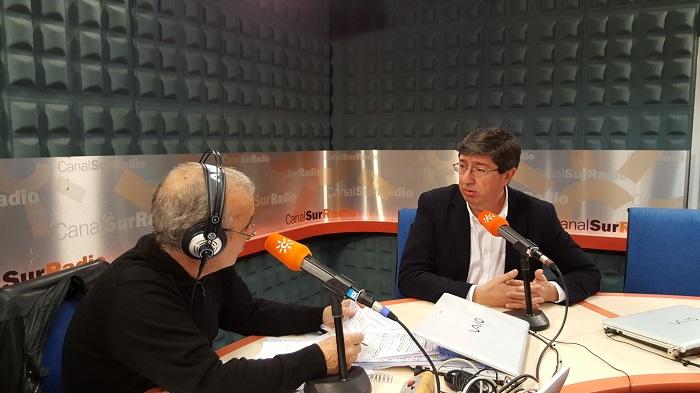 Juan Marín durante la entrevista.