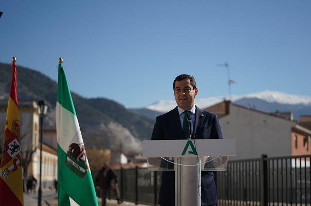 Juan Manuel Moreno en su reciente visita a Padul.