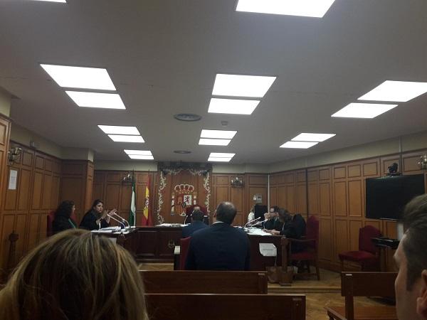 Sesión del juicio celebrada este lunes. Sesión del juicio celebrada este lunes.
