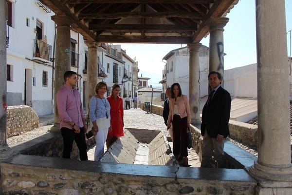 Ediles del PP en su visita al Lavadero del Sol, en el Realejo. Ediles del PP en su visita al Lavadero del Sol, en el Realejo.